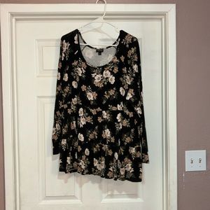 Torrid knit floral babydoll blouse